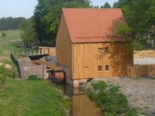 Biedrusko - Restauracja i przebudowa drewnianego Młyna "Łysy Młyn"