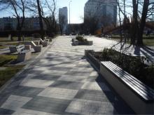 19|Rewitalizacja przestrzeni publicznej polegająca na przebudowie deptaka  osiedlowego z wykonaniem strefy rekreacyjnej w Legnicy przy  ul. Marsa 1-1