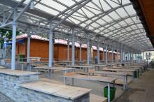 Modernizacja placu handlowego BUREK Pl. Gen. J. Bema - Tarnów - Nagroda Ogólnopolskiego Czasopisma Budowlanego "Rom - Dom"