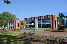 Odbudowa 7-oddziałowego przedszkola modułowego ul. C. Godębskiego 21 - Piastów - Tytuł "Modernizacja Roku 2013" kat. "obiekty edukacji"