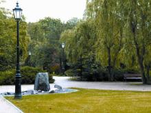 INOWROCŁAW/ Rewitalizacja fragmentu Parku Uzdrowiskowego "Ogrody Papieskie" przy ulicy Przy Stawku i Rąbińskiej