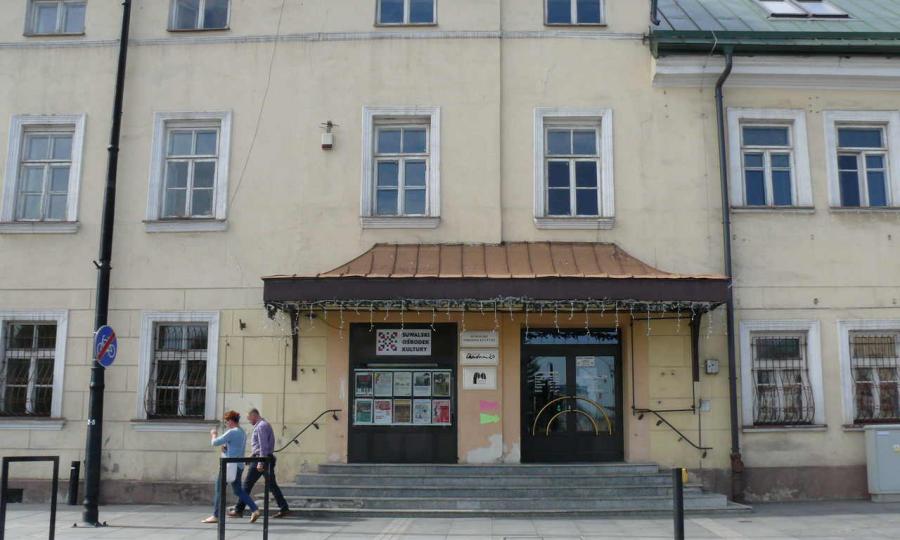 Suwalski Ośrodek Kultury Nadchodzące Wydarzenia Obiekt Suwalskiego Ośrodka Kultury przy ul. Noniewicza 71